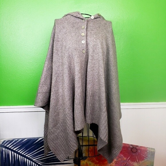 Nanette Lepore Women's Rabbit Cashmere Lambswool Pullover Poncho OS - Picture 1 of 12